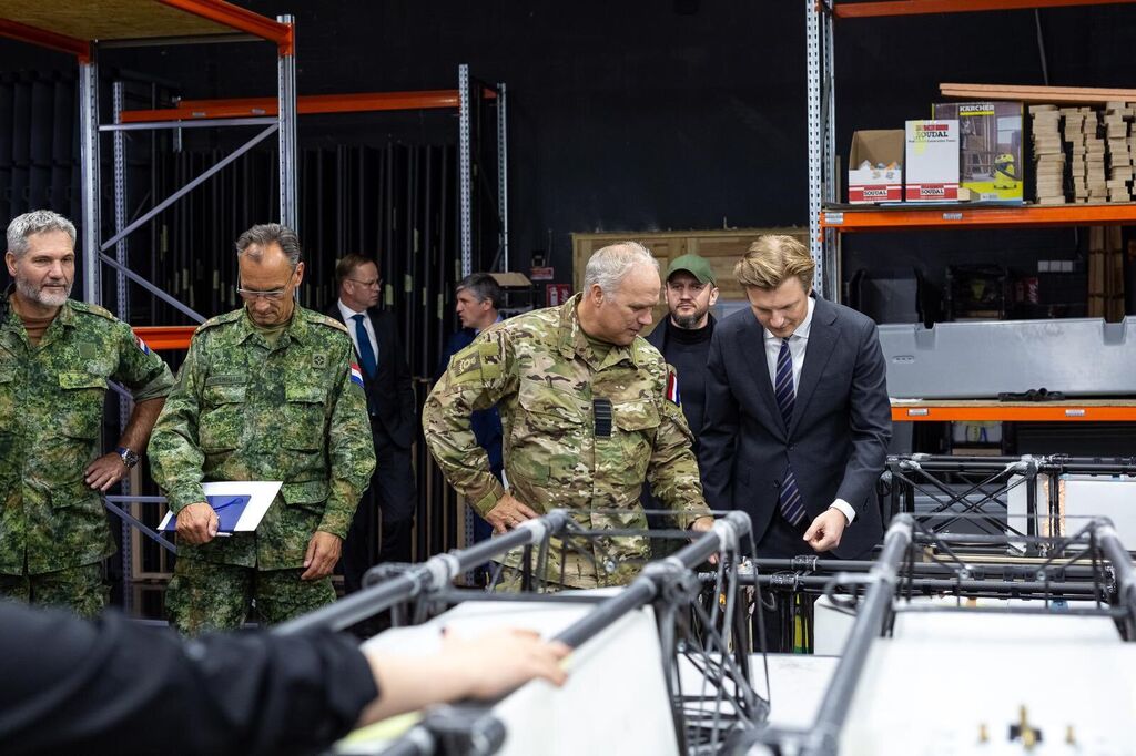Onno Eichelsheim en Ruben Brekelmans tijdens bezoek aan Oekra&iuml;ne.